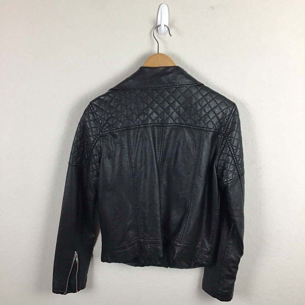 Forever 21 Faux Leather Jacket M Black Moto Biker Zip Up Coat Women’s - Picture 6 of 10